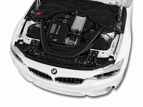 Used 2017 BMW M4 Coupe image 22