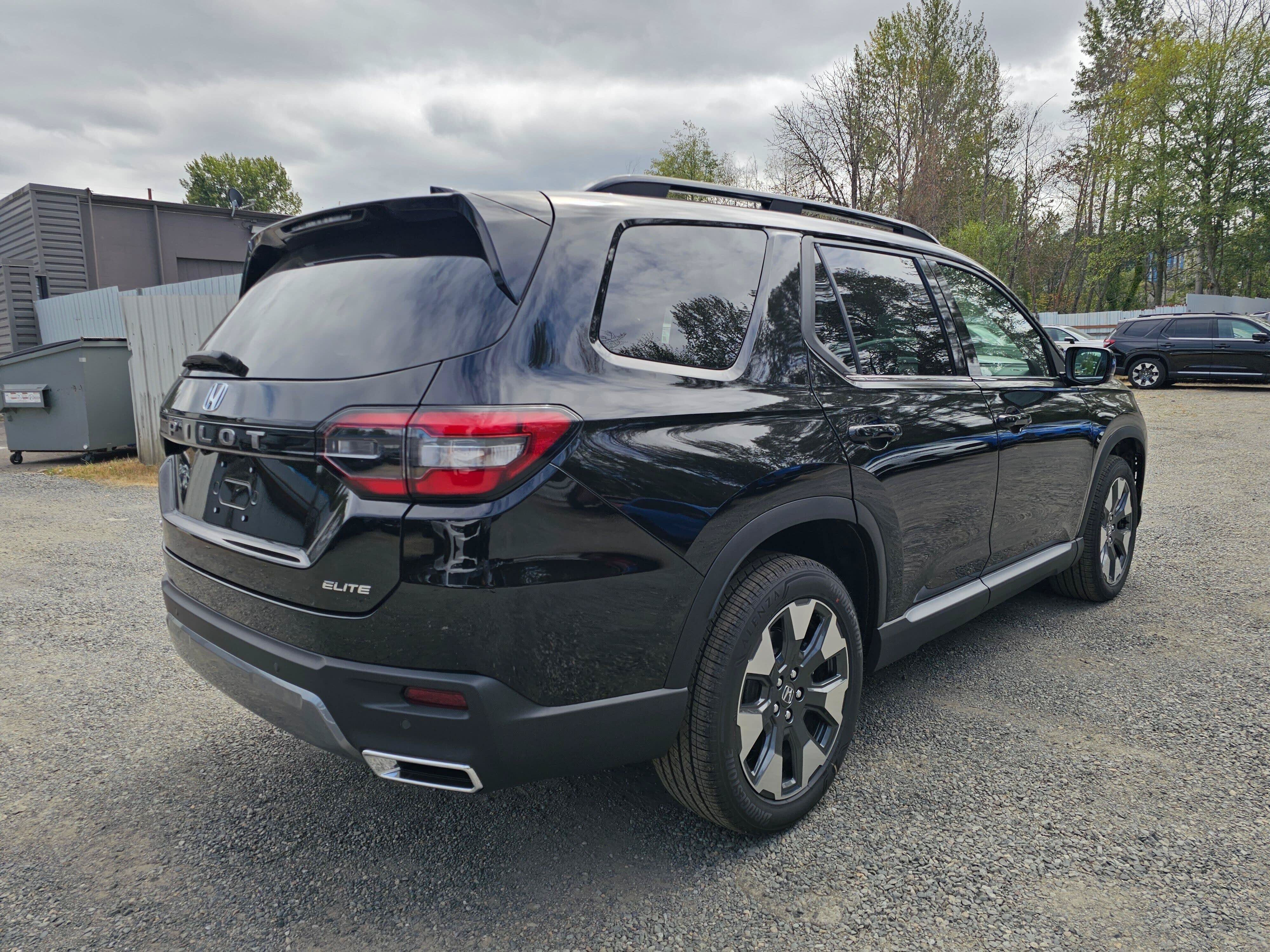 New 2026 Honda Pilot Elite image 7
