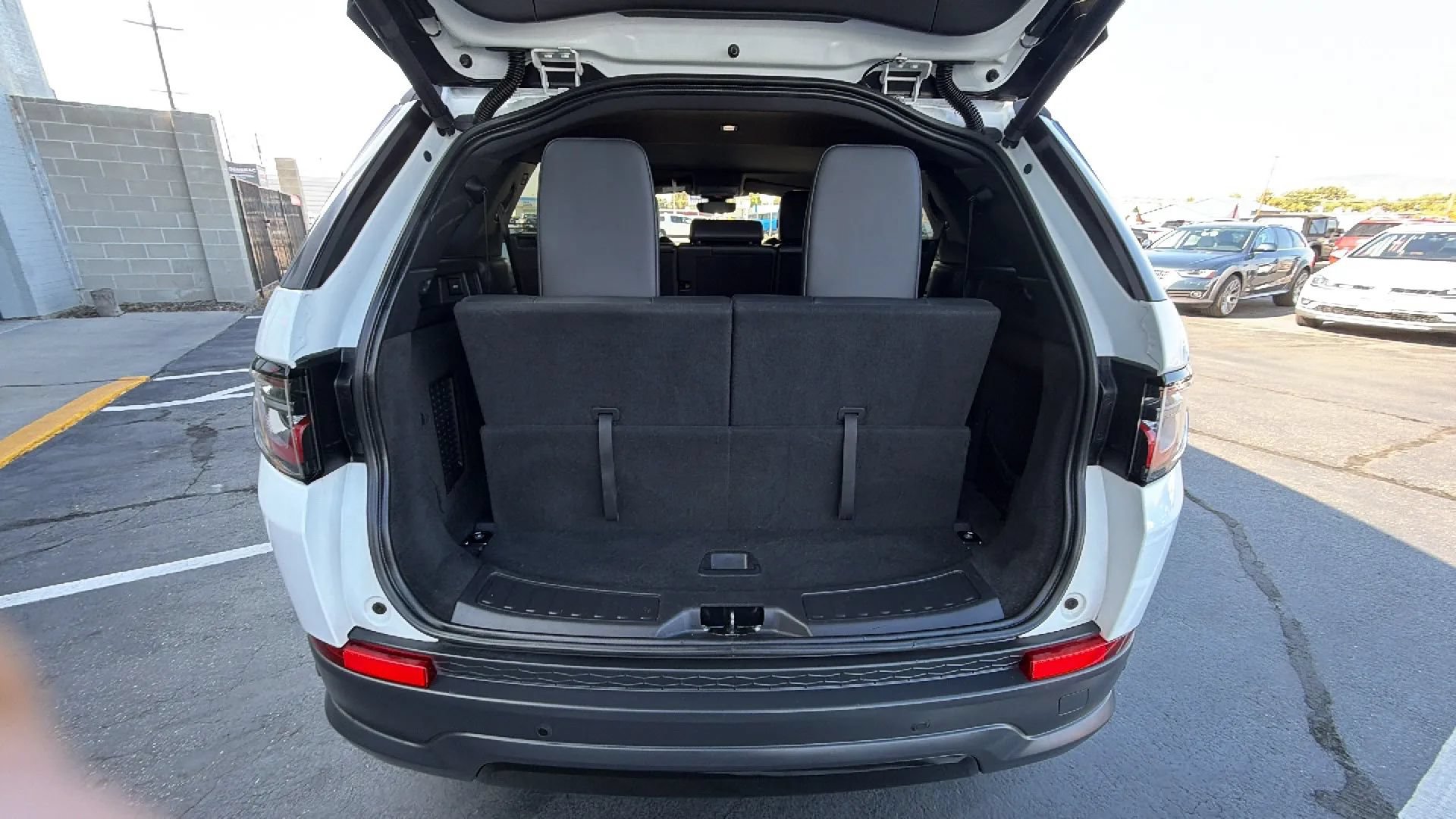 Used 2020 Land Rover Discovery Sport S AWD/4WD image 19