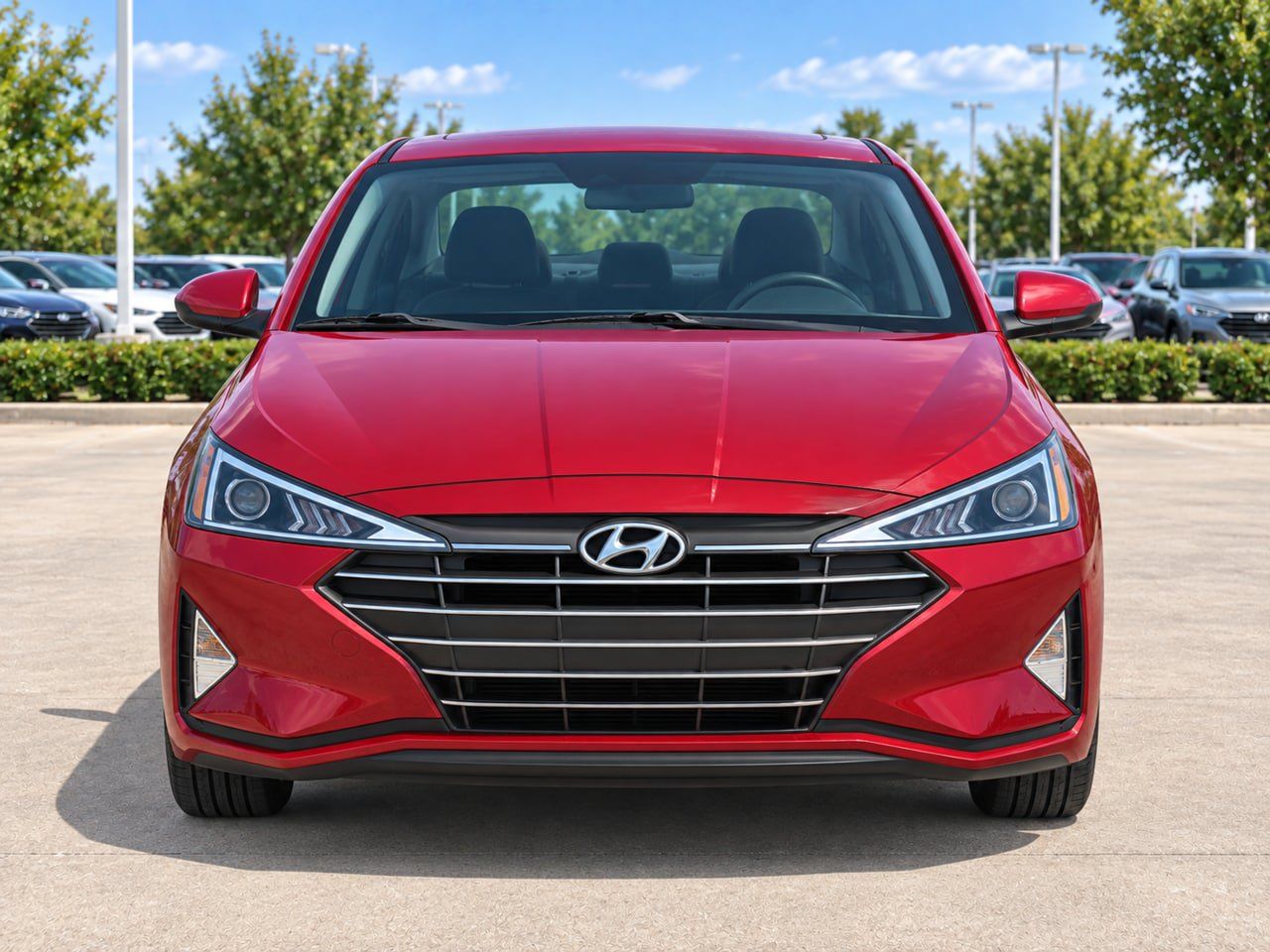 Used 2020 Hyundai Elantra SE FWD image 2