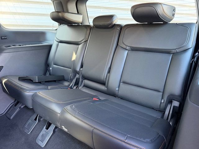 Used 2025 Ford Expedition Tremor AWD/4WD image 21