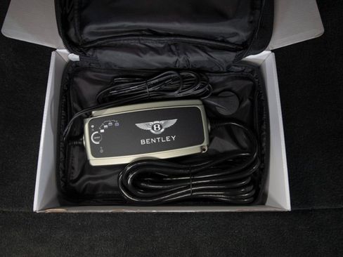 Used 2022 Bentley Bentayga image 75