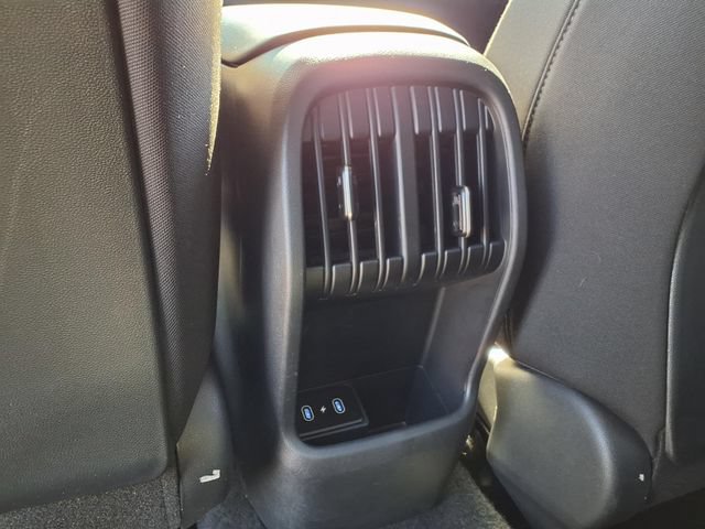 Used 2025 Hyundai Kona SEL FWD image 38