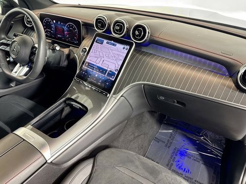 Certified 2024 Mercedes-Benz GLC 43 AMG 4MATIC image 28