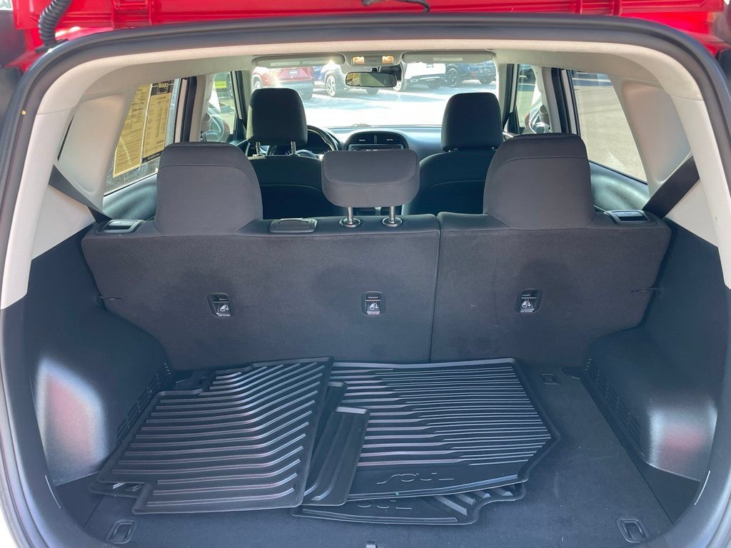 Used 2020 Kia Soul GT-Line FWD image 25