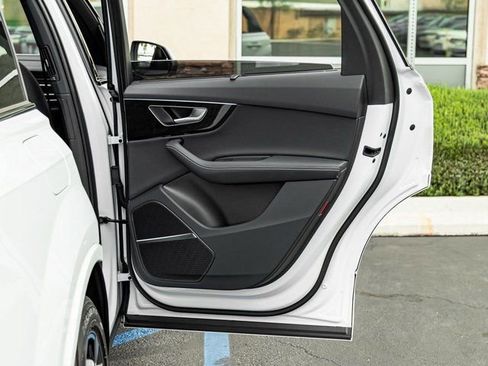 New 2026 Audi Q7 3.0T Premium Plus AWD/4WD image 22