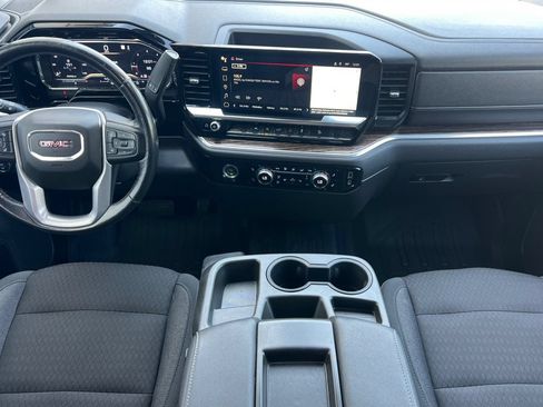 Used 2022 GMC Sierra 1500 SLE AWD/4WD image 10
