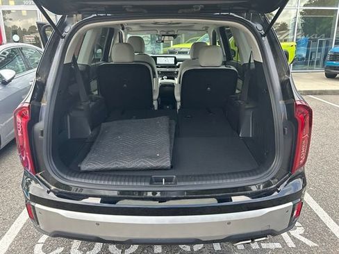 Certified 2024 Kia Telluride S w/ S Sunroof Package FWD image 18