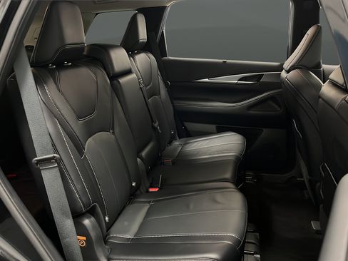 Used 2024 INFINITI QX60 Luxe AWD/4WD image 24