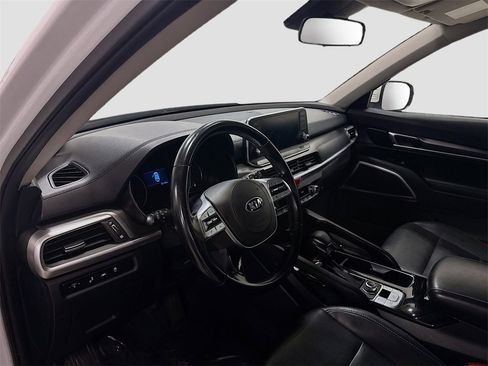 Used 2020 Kia Telluride LX image 10