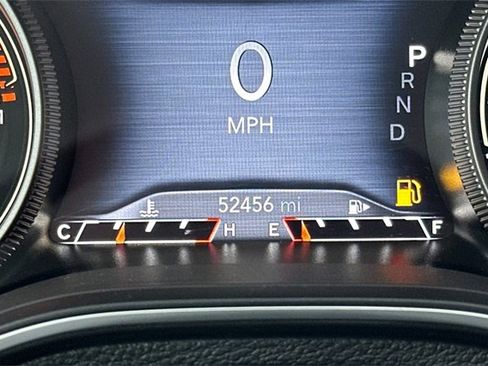 Used 2019 Jeep Cherokee Trailhawk image 28