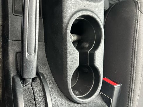 Used 2018 Jeep Wrangler Unlimited Sport S image 23