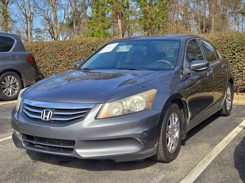 Used 2011 Honda Accord LX-P image 3