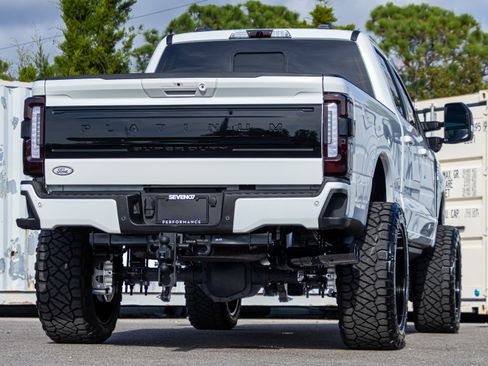 New 2025 Ford F250 Platinum image 5