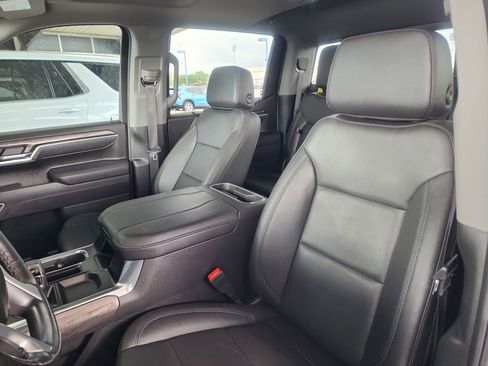 Used 2025 Chevrolet Silverado 1500 LTZ w/ LTZ Premium Package AWD/4WD image 17