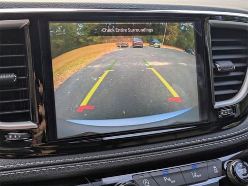 New 2026 Chrysler Pacifica Select image 21