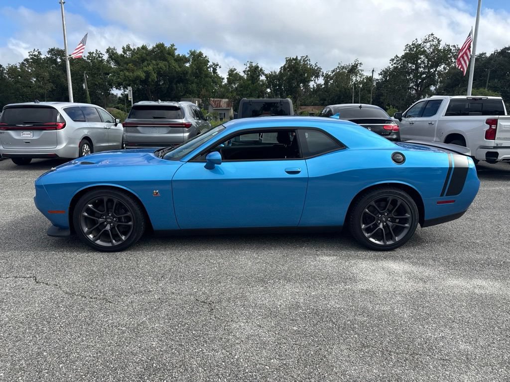 Used 2023 Dodge Challenger R/T Scat Pack w/ Scat Pack Stripe RWD image 7