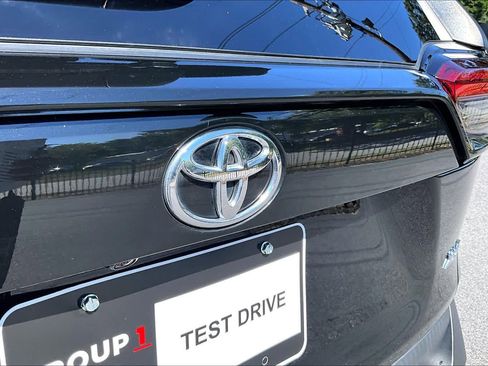 Used 2023 Toyota RAV4 XLE w/ Convenience Package FWD image 31