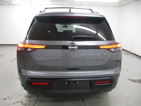 New 2026 Nissan Pathfinder SV AWD/4WD image 8