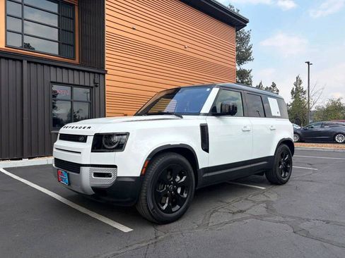Used 2020 Land Rover Defender 110 SE AWD/4WD image 1