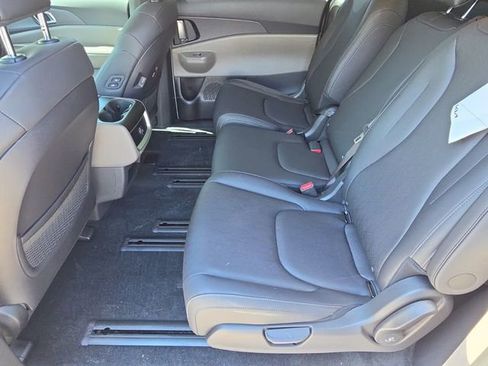 New 2026 Kia Carnival SX Prestige FWD image 14
