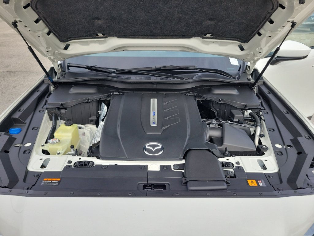 Used 2024 MAZDA CX-90 Plug-In Hybrid w/ Preferred AWD/4WD image 37