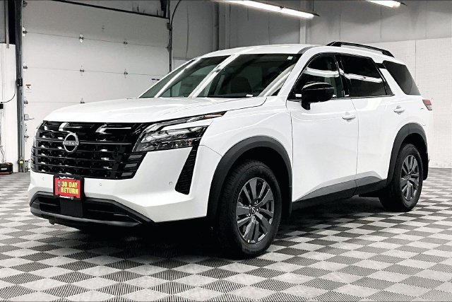 New 2026 Nissan Pathfinder SV FWD image 2