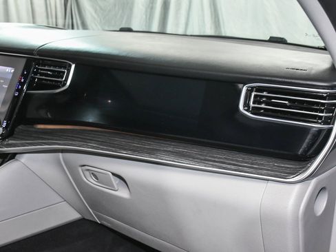 Used 2022 Jeep Wagoneer Series III w/ Premium Group I image 64