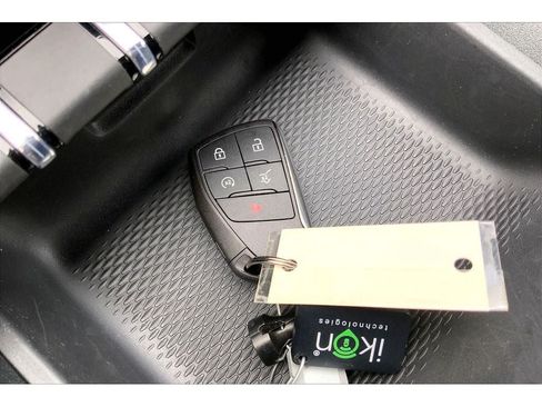 Used 2026 GMC Terrain AT4 w/ Convenience Package III AWD/4WD image 14