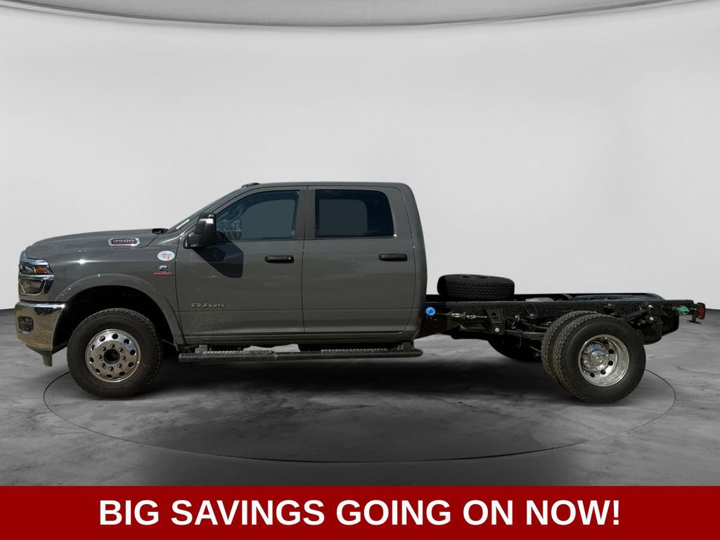 New 2027 RAM 3500 Big Horn AWD/4WD image 4