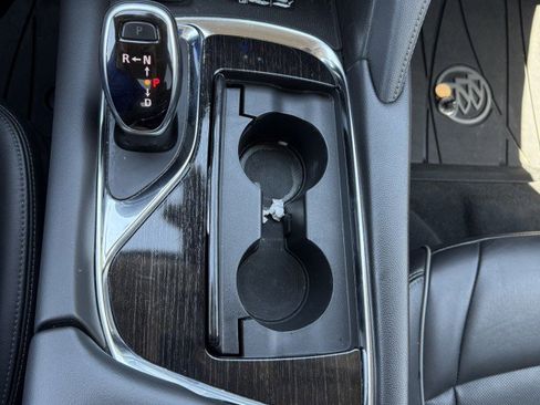 Used 2021 Buick Enclave Avenir w/ Avenir Technology Package image 20