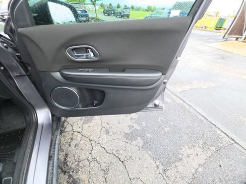 Used 2016 Honda HR-V EX image 30