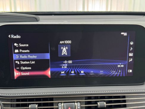 Used 2022 Lexus LS 500 image 27