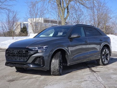 Used 2025 Audi Q8 Prestige image 23