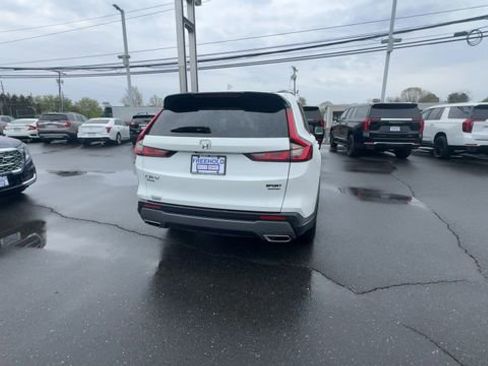 Used 2023 Honda CR-V Sport Touring image 7