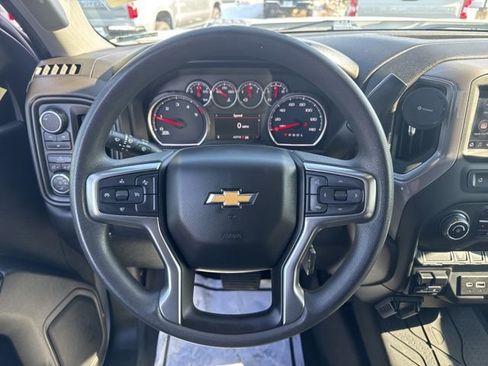 Certified 2022 Chevrolet Silverado 2500 Custom w/ Custom Value Package image 17