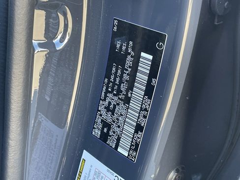 Used 2025 Toyota 4Runner SR5 image 33