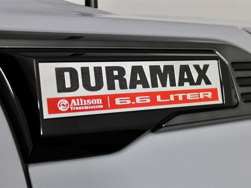 Used 2025 GMC Sierra 3500 AT4 image 11