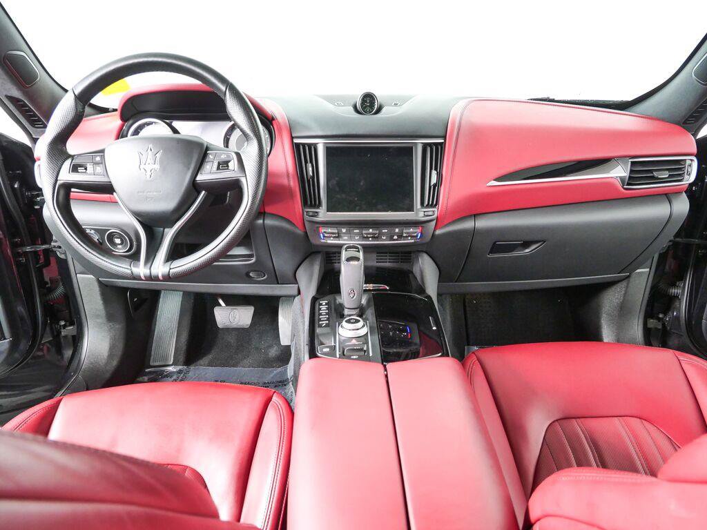 Used 2022 Maserati Levante Modena AWD/4WD image 18
