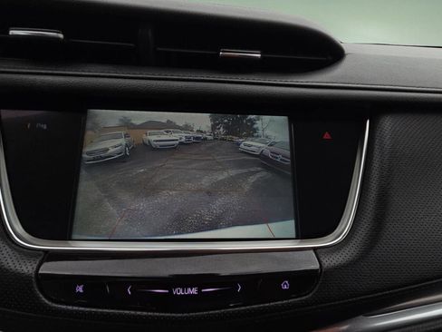 Used 2018 Cadillac XT5 Premium Luxury image 34