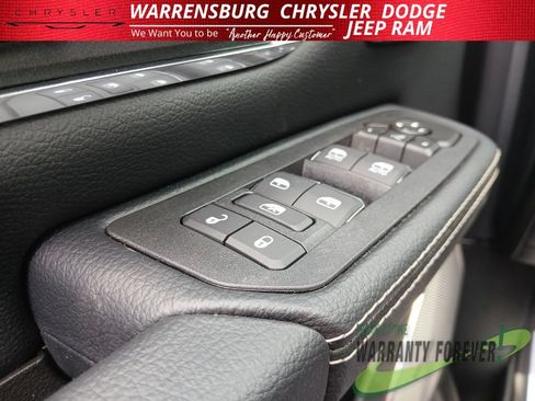New 2026 RAM 1500 Laramie AWD/4WD image 33