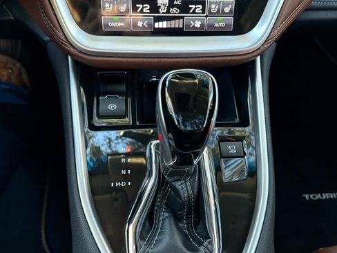 Used 2021 Subaru Outback Touring w/ Popular Package #2 image 24