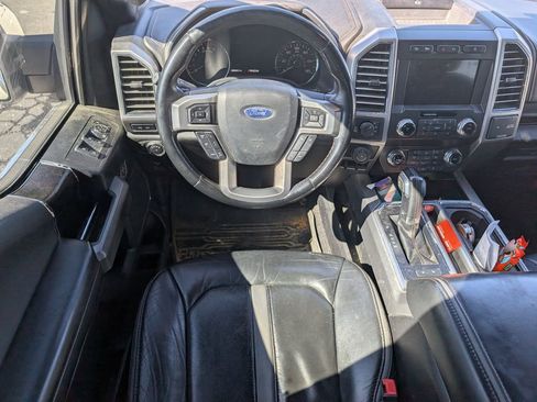 Used 2019 Ford F150 Platinum w/ Equipment Group 701A Luxury image 8