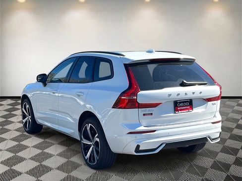 Used 2025 Volvo XC60 T8 Ultra w/ Protection Package Premier image 5