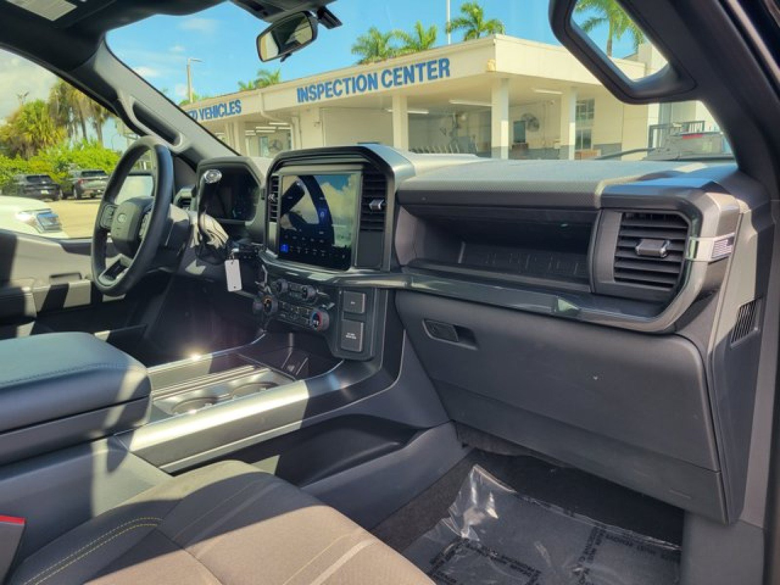Used 2025 Ford F150 STX w/ Equipment Group 200A RWD image 32