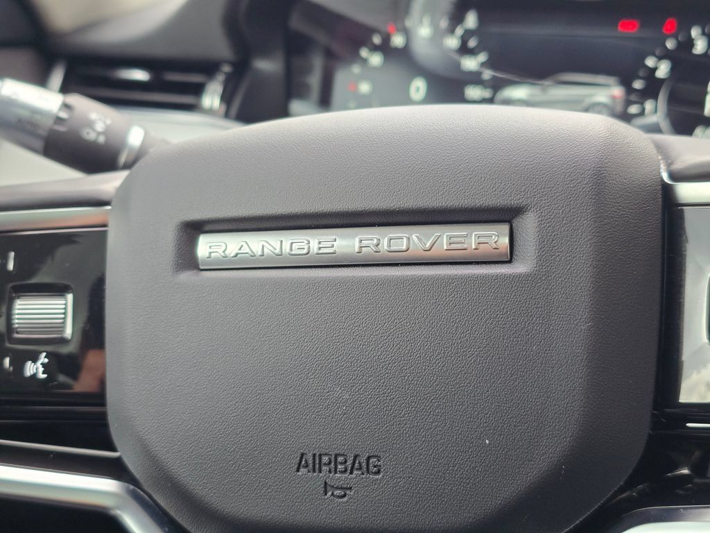 Used 2021 Land Rover Range Rover Evoque S AWD/4WD image 32