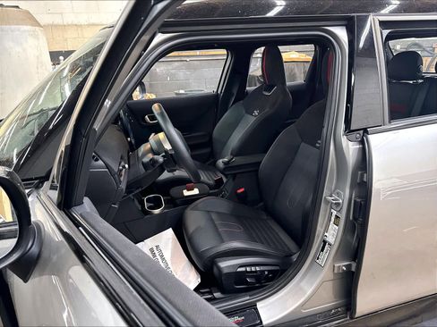 Used 2025 MINI Cooper S FWD image 27