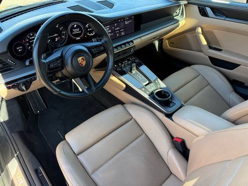 Certified 2021 Porsche 911 Carrera S RWD image 4