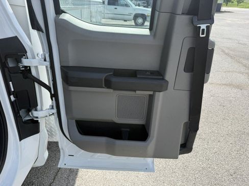 Used 2021 Ford F250 XL w/ STX Appearance Package RWD image 26