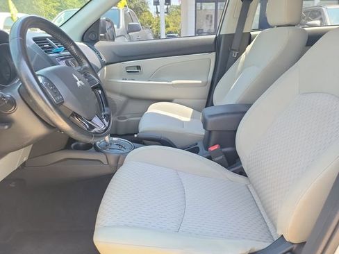 Used 2017 Mitsubishi Outlander Sport LE FWD image 5